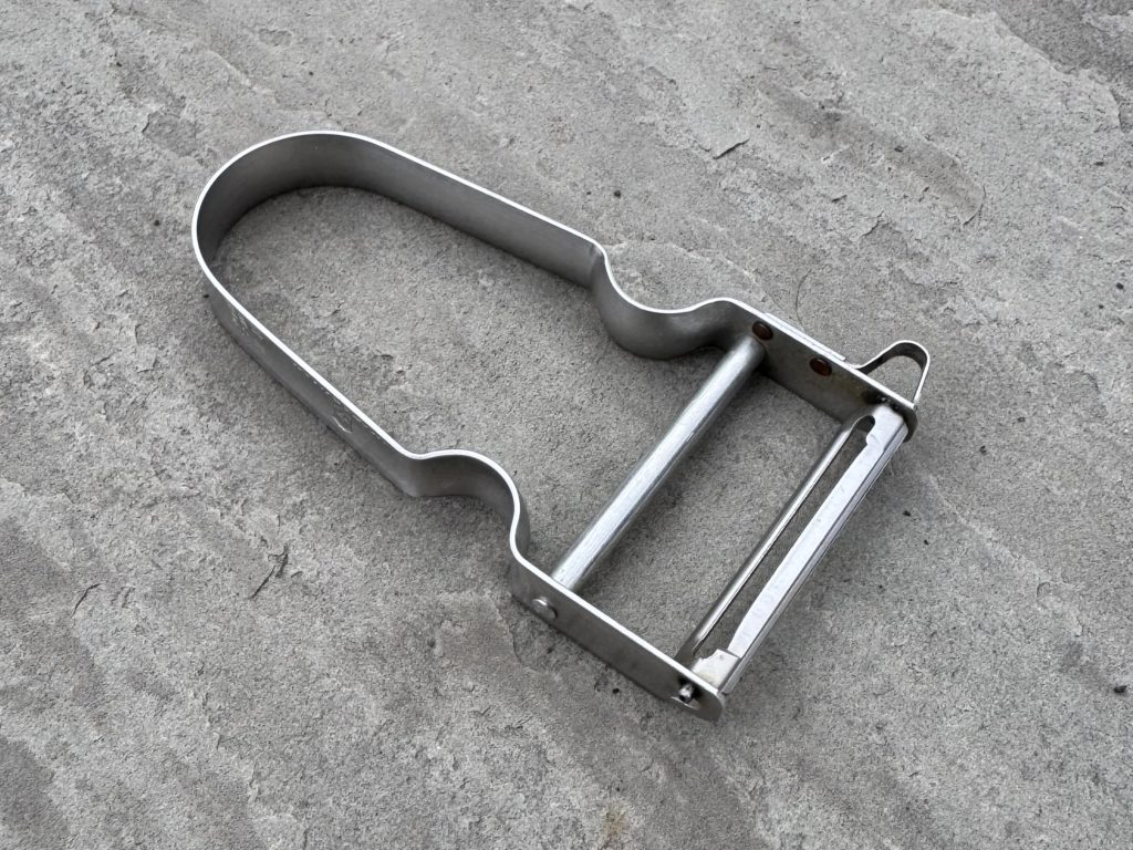Swivel Peeler